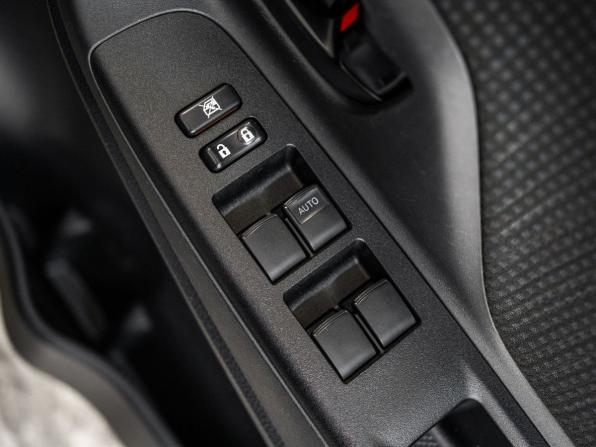 Toyota Vitz III (XP130) Рестайлинг 2 с пробегом 2019 года, цена 930 300 рублей, 77800 км, хэтчбек, Автокод Объявления