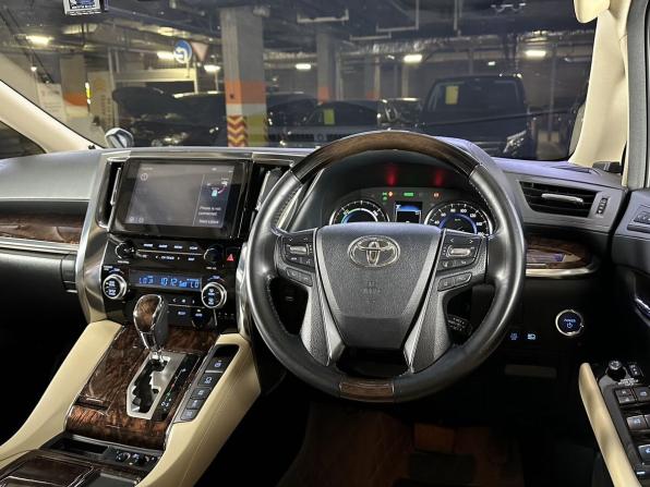 Toyota Alphard III Рестайлинг с пробегом 2021 года, цена 5 199 000 рублей, 55316 км, минивэн, Автокод Объявления