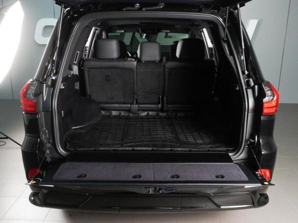 Lexus LX III Рестайлинг 2 с пробегом 2018 года, цена 9 259 000 рублей, 83070 км, внедорожник, Автокод Объявления