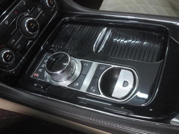 Jaguar XJ IV (X351) Рестайлинг с пробегом 2016 года, цена 2 730 000 рублей, 112570 км, седан, Автокод Объявления