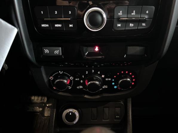 Renault Duster I Рестайлинг с пробегом 2015 года, цена 1 320 000 рублей, 141164 км, внедорожник, Автокод Объявления