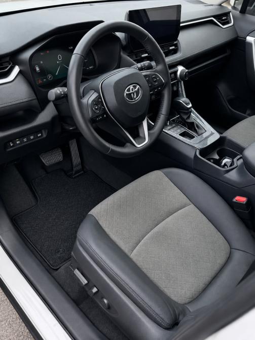 Toyota RAV4 V (XA50) Набережные Челны  - изображение 9