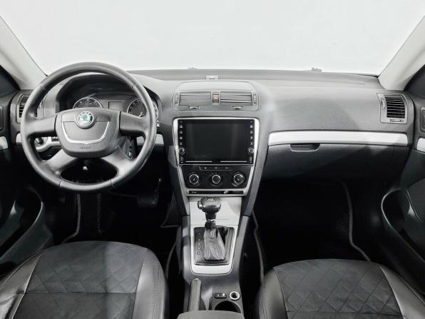 Skoda Octavia II (A5) Рестайлинг с пробегом 2010 года, цена 620 000 рублей, 303651 км, лифтбек, Автокод Объявления
