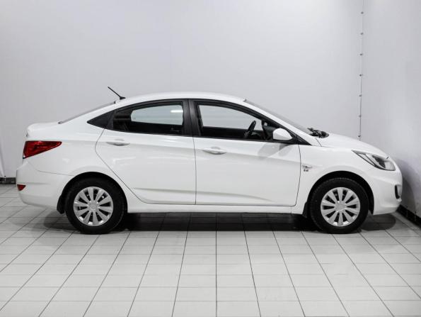 Hyundai Solaris I с пробегом 2012 года, цена 749 000 рублей, 170661 км, седан, Автокод Объявления