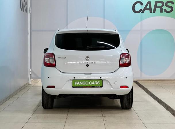 Renault Sandero II с пробегом 2018 года, цена 895 000 рублей, 104329 км, хэтчбек, Автокод Объявления