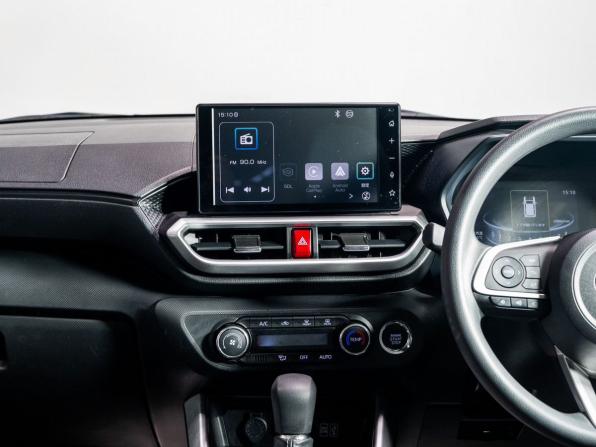 Toyota Raize I с пробегом 2021 года, цена 1 595 000 рублей, 79600 км, внедорожник, Автокод Объявления