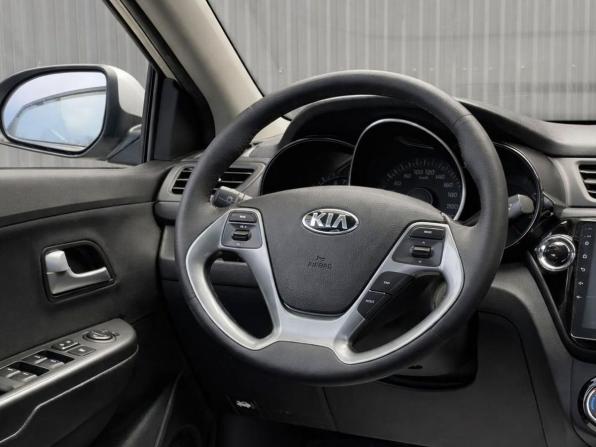 Kia Rio III Рестайлинг с пробегом 2015 года, цена 977 000 рублей, 175327 км, седан, Автокод Объявления