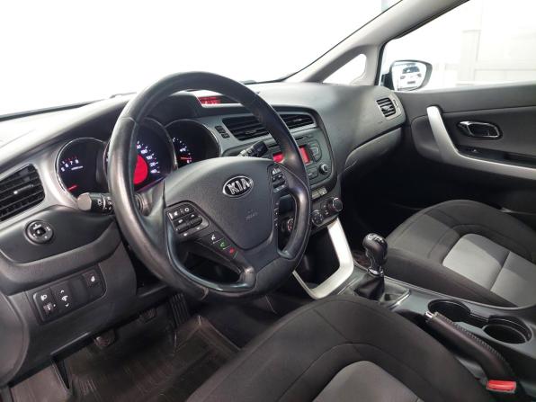 Kia Ceed II с пробегом 2013 года, цена 999 000 рублей, 105727 км, хэтчбек, Автокод Объявления