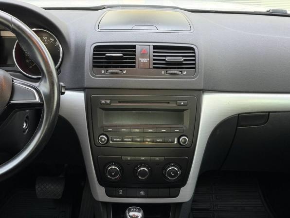 Skoda Yeti I Рестайлинг с пробегом 2014 года, цена 1 220 000 рублей, 166016 км, внедорожник, Автокод Объявления