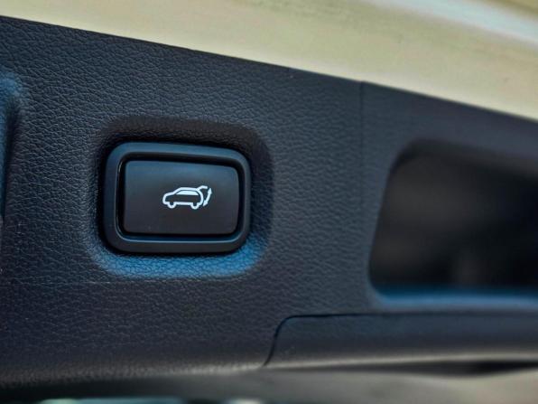 Hyundai Santa Fe IV с пробегом 2020 года, цена 3 300 000 рублей, 41000 км, внедорожник, Автокод Объявления