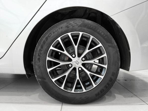 Hyundai Solaris II с пробегом 2019 года, цена 1 320 000 рублей, 110966 км, седан, Автокод Объявления