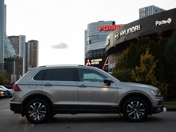 Volkswagen Tiguan II с пробегом 2019 года, цена 1 748 000 рублей, 231167 км, внедорожник, Автокод Объявления