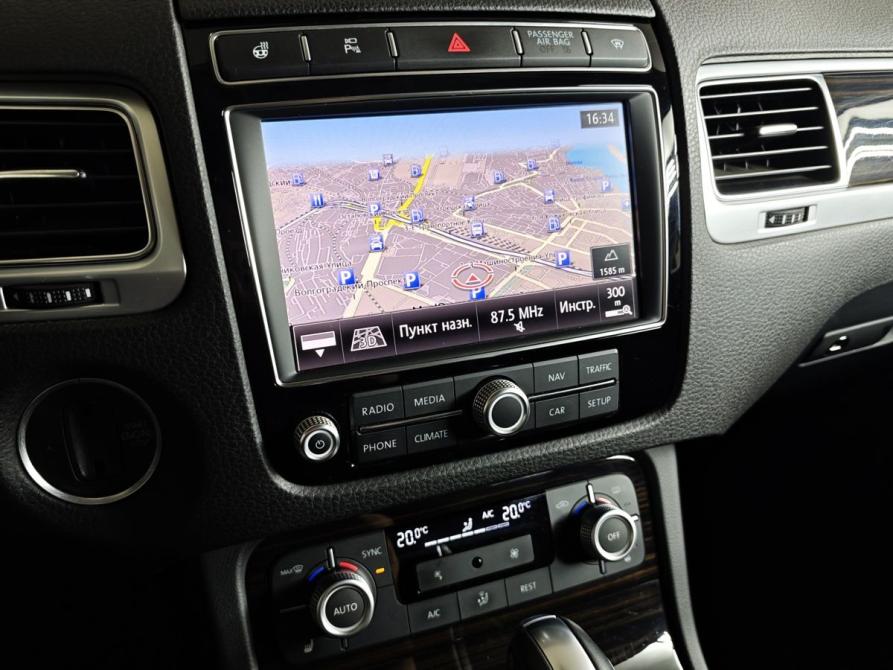 Volkswagen Touareg II Рестайлинг Москва  - изображение 21