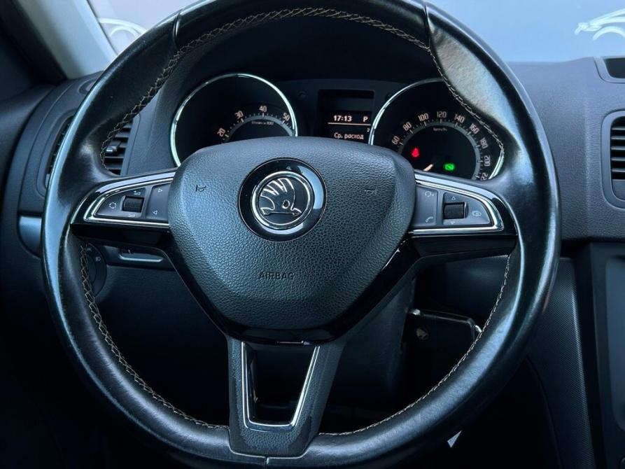 Skoda Yeti I Рестайлинг Санкт-Петербург  - изображение 19