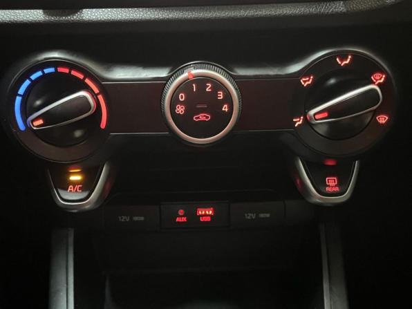 Kia Rio IV с пробегом 2017 года, цена 902 400 рублей, 132196 км, седан, Автокод Объявления