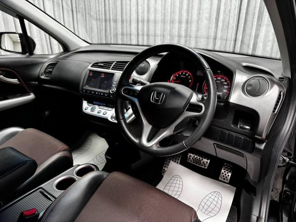 Honda Stream II Рестайлинг с пробегом 2010 года, цена 1 340 000 рублей, 153856 км, компактвэн, Автокод Объявления