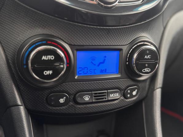 Hyundai Solaris I с пробегом 2011 года, цена 715 000 рублей, 132111 км, седан, Автокод Объявления