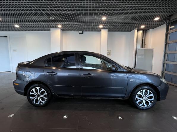 Mazda 3 I (BK) Рестайлинг с пробегом 2006 года, цена 236 000 рублей, 733166 км, седан, Автокод Объявления