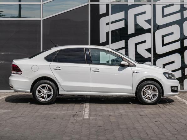 Volkswagen Polo V Рестайлинг с пробегом 2019 года, цена 1 515 000 рублей, 88382 км, седан, Автокод Объявления