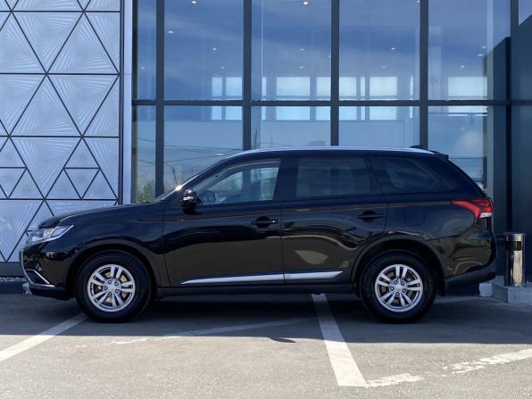 Mitsubishi Outlander III Рестайлинг 2 с пробегом 2017 года, цена 1 619 000 рублей, 153387 км, внедорожник, Автокод Объявления