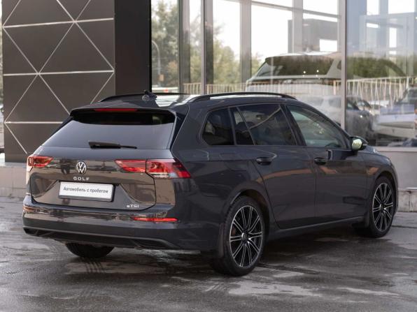 Volkswagen Golf VIII с пробегом 2021 года, цена 1 680 000 рублей, 203704 км, универсал, Автокод Объявления