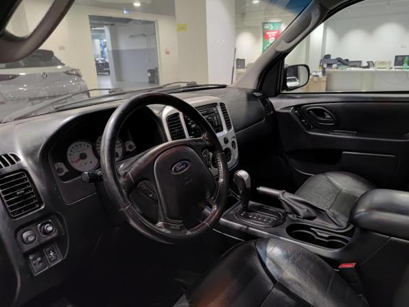 Ford Maverick III с пробегом 2006 года, цена 645 000 рублей, 238965 км, внедорожник, Автокод Объявления