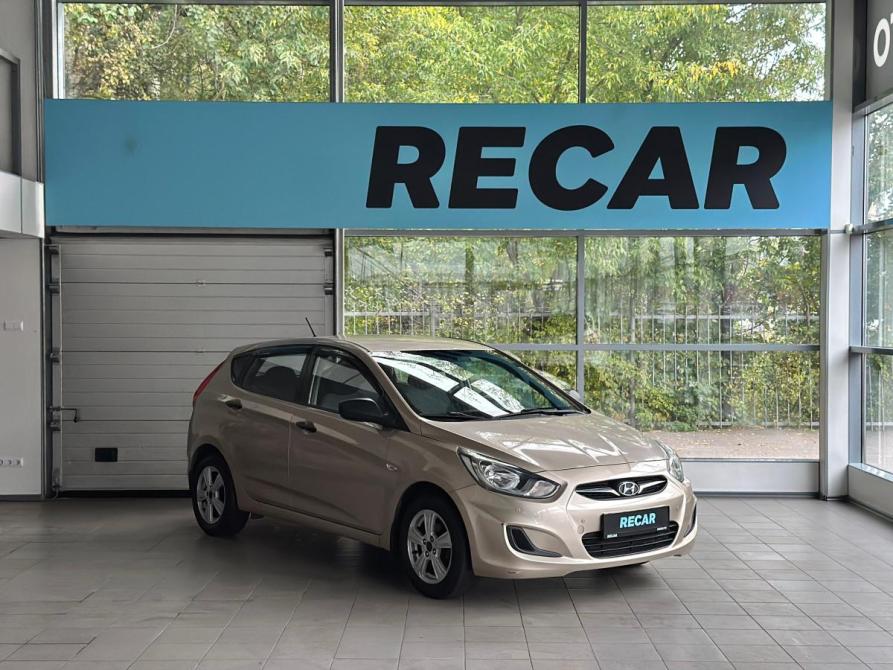 Hyundai Solaris I Санкт-Петербург  - изображение 7