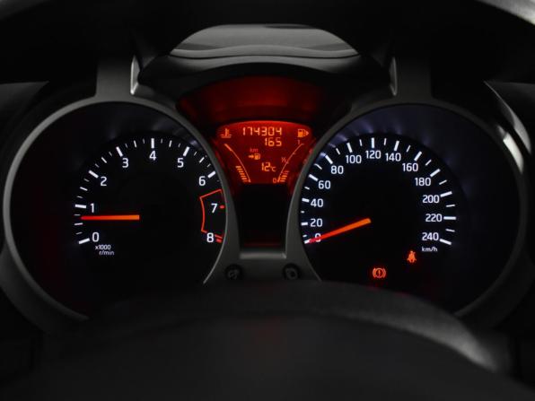Nissan Juke I с пробегом 2011 года, цена 729 000 рублей, 174303 км, внедорожник, Автокод Объявления
