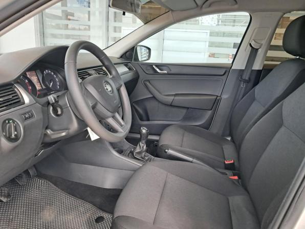 Skoda Rapid I с пробегом 2016 года, цена 1 046 000 рублей, 125340 км, лифтбек, Автокод Объявления