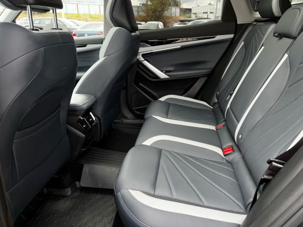 Geely Atlas II с пробегом 2025 года, цена 3 299 000 рублей, 6169 км, внедорожник, Автокод Объявления