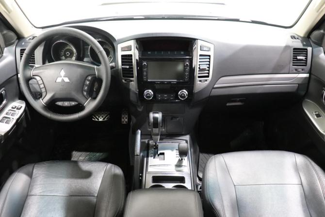 Mitsubishi Pajero IV Рестайлинг 2 с пробегом 2014 года, цена 2 520 000 рублей, 118748 км, внедорожник, Автокод Объявления
