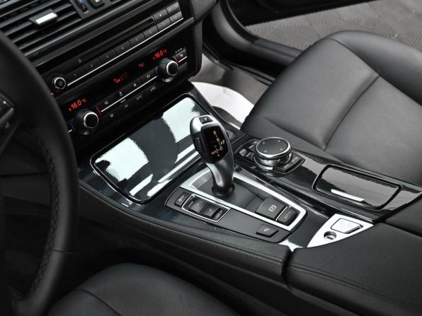 BMW 5 серии VI (F10/F11/F07) Рестайлинг с пробегом 2016 года, цена 1 699 000 рублей, 121000 км, седан, Автокод Объявления