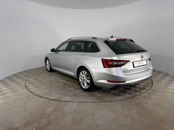 Skoda Superb III с пробегом 2019 года, цена 2 249 000 рублей, 287007 км, универсал, Автокод Объявления