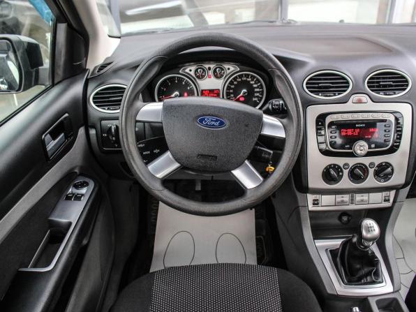 Ford Focus II Рестайлинг с пробегом 2010 года, цена 511 000 рублей, 104000 км, седан, Автокод Объявления