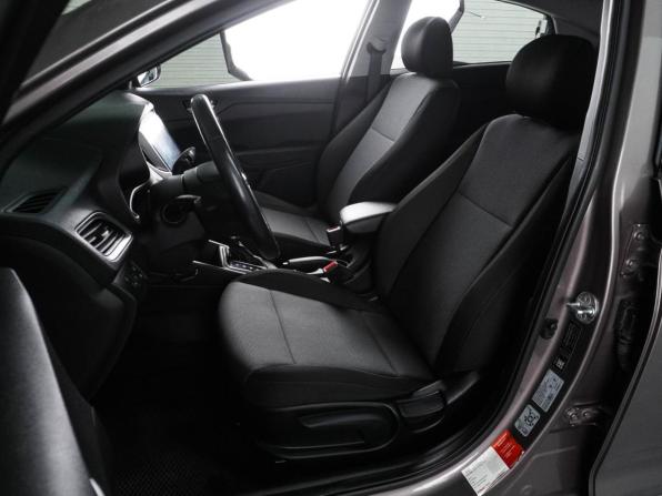 Hyundai Solaris II с пробегом 2018 года, цена 1 299 000 рублей, 144031 км, седан, Автокод Объявления