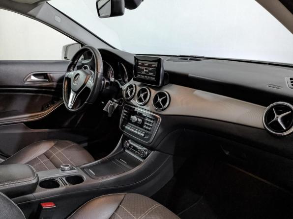 Mercedes-Benz GLA I (X156) с пробегом 2015 года, цена 1 690 000 рублей, 133527 км, внедорожник, Автокод Объявления