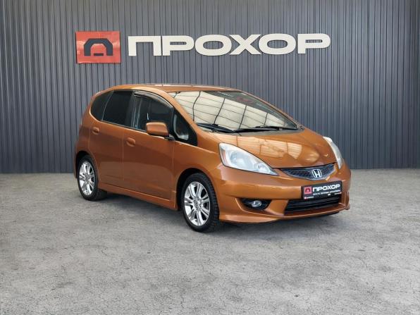 Honda Fit II с пробегом 2009 года, цена 847 000 рублей, 91820 км, хэтчбек, Автокод Объявления