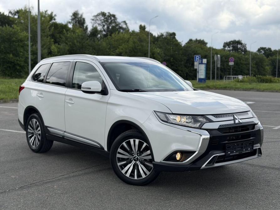 Mitsubishi Outlander III Рестайлинг 3 Казань  - изображение 1