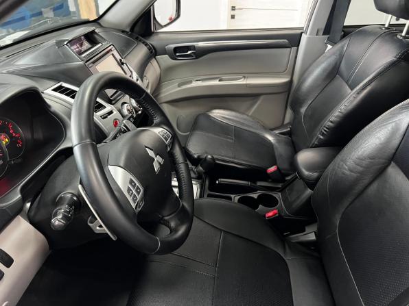 Mitsubishi Pajero Sport II Рестайлинг с пробегом 2015 года, цена 1 850 000 рублей, 226469 км, внедорожник, Автокод Объявления