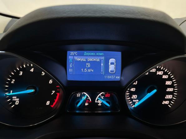 Ford Kuga II с пробегом 2013 года, цена 1 120 000 рублей, 118436 км, внедорожник, Автокод Объявления