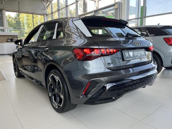 Новый Audi A3 IV (8Y) Рестайлинг 2026 года, цена 4 130 000 рублей, хэтчбек, Автокод Объявления