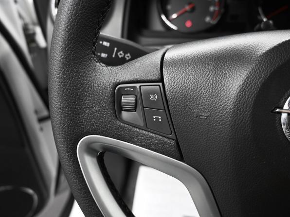 Opel Antara I Рестайлинг с пробегом 2013 года, цена 1 150 000 рублей, 131794 км, внедорожник, Автокод Объявления