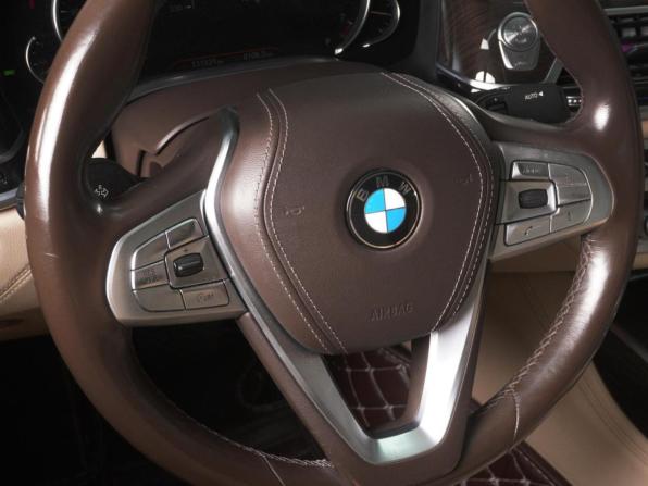BMW 7 серии VI (G11/G12) с пробегом 2015 года, цена 3 565 000 рублей, 131521 км, седан, Автокод Объявления