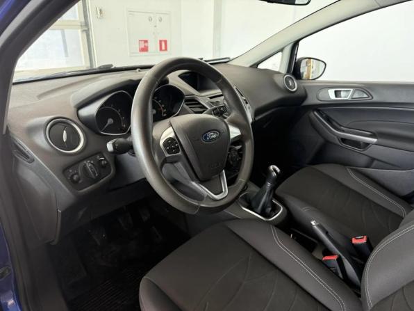Ford Fiesta Mk6 Рестайлинг с пробегом 2015 года, цена 844 000 рублей, 105027 км, хэтчбек, Автокод Объявления