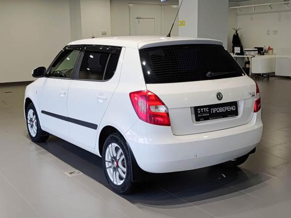 Skoda Fabia II Рестайлинг с пробегом 2011 года, цена 735 000 рублей, 153213 км, хэтчбек, Автокод Объявления