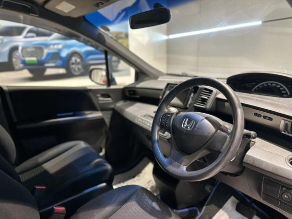 Honda Freed I с пробегом 2010 года, цена 1 005 000 рублей, 196400 км, компактвэн, Автокод Объявления