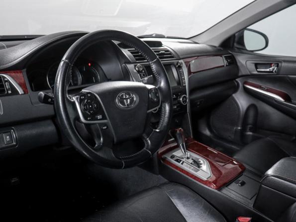 Toyota Camry VII (XV50) с пробегом 2013 года, цена 1 699 000 рублей, 210183 км, седан, Автокод Объявления