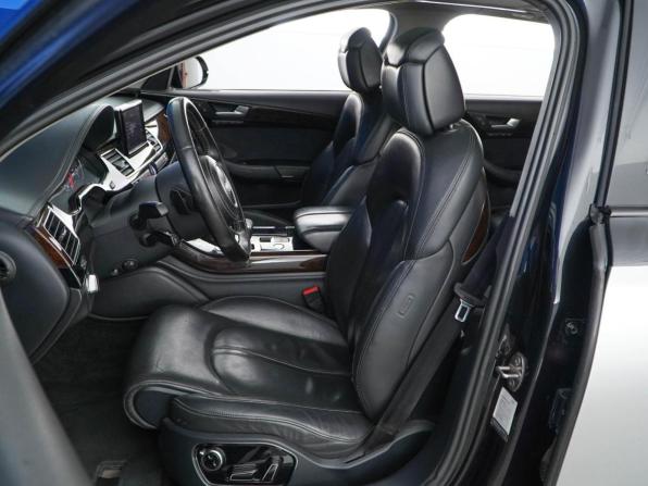 Audi A8 III (D4) Рестайлинг с пробегом 2014 года, цена 2 300 777 рублей, 241380 км, седан, Автокод Объявления