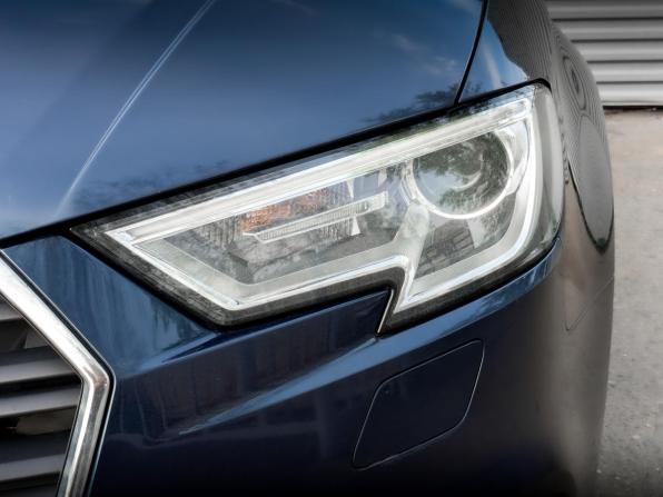Audi A3 III (8V) Рестайлинг с пробегом 2017 года, цена 2 000 000 рублей, 103822 км, седан, Автокод Объявления