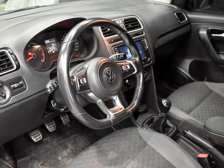 Volkswagen Polo V Рестайлинг Екатеринбург  - изображение 14